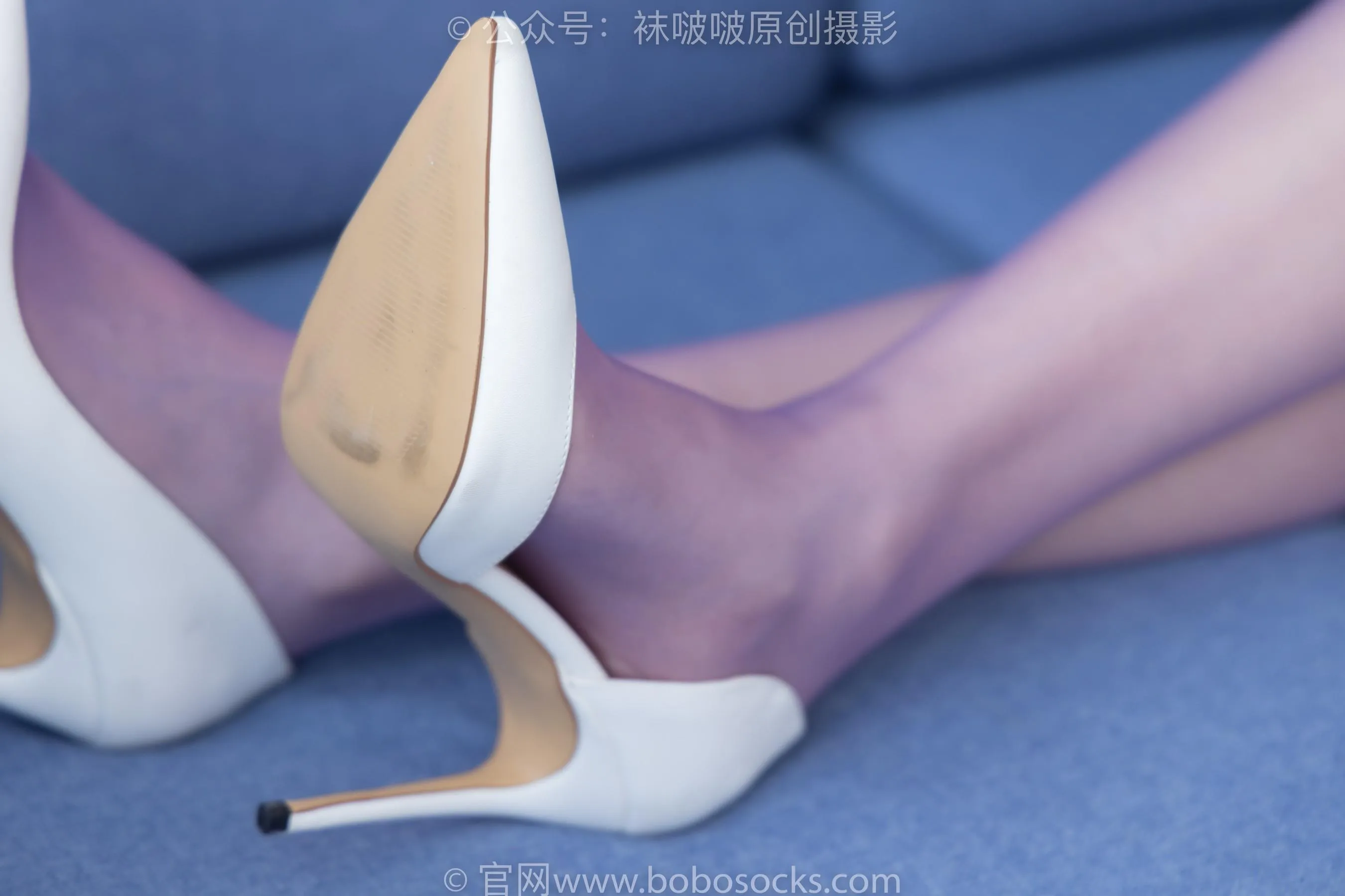 [BoBoSocks袜啵啵]NO.205 小甜豆-白色高跟鞋、紫色油亮丝袜 [87P]插图7